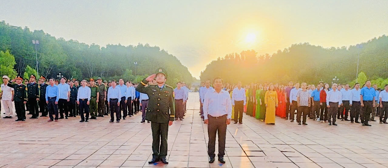 Khu du lịch Mũi Cà Mau đón gần 16.000 lượt khách du lịch trong dịp Tết Nguyên đán Ất Tỵ 2025